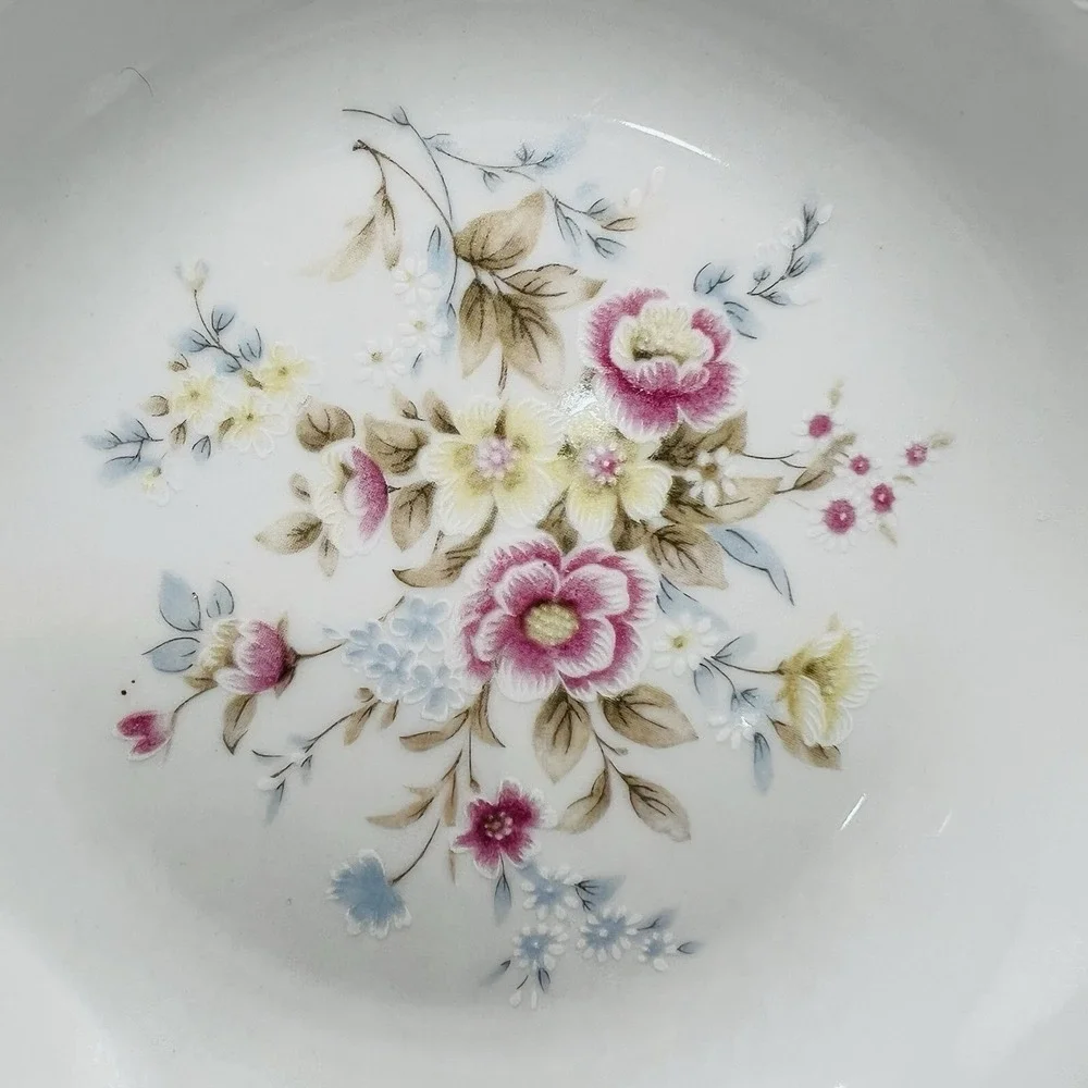 Home Styles Floral Soup Salad Bowl Fine China Gold Trim White Cottagecore